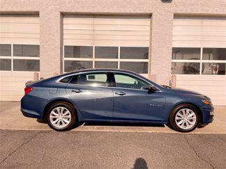 Used 2024 Chevrolet Malibu LT image 1