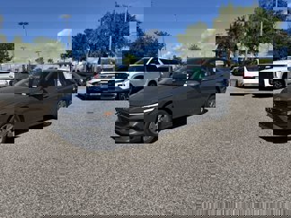 New 2025 Hyundai Elantra SE image 1
