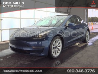 Used 2022 Tesla Model 3 Standard Range image 1