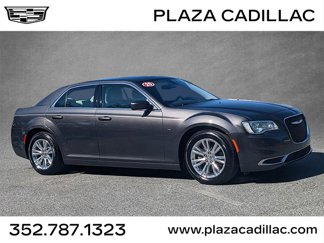 Used 2020 Chrysler 300 Touring L w/ Quick Order Package 2EF image 1