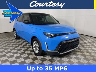 Used 2024 Kia Soul S image 1
