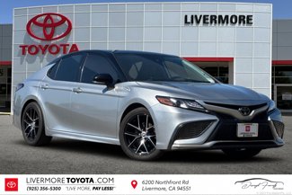 Used 2022 Toyota Camry XSE image 1