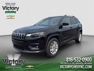 Used 2019 Jeep Cherokee Latitude w/ Popular Appearance Group image 1