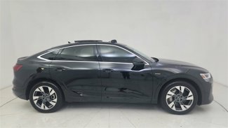 Used 2022 Audi e-tron Premium image 1