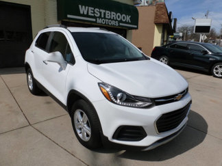 Used 2020 Chevrolet Trax LT w/ LT Convenience Package image 1