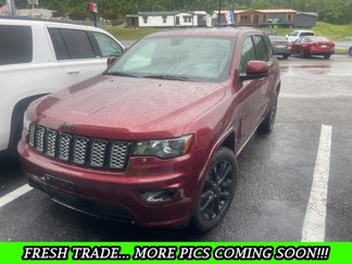 Used 2019 Jeep Grand Cherokee Altitude image 1
