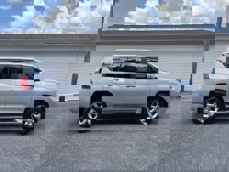 Used 2011 Lexus GX 460 image 1