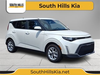 Used 2023 Kia Soul LX w/ LX Technology Package image 1