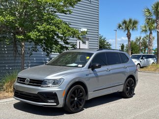 Used 2020 Volkswagen Tiguan SE R-Line image 1