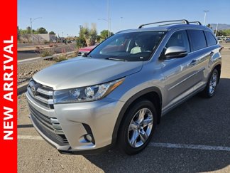 Used 2017 Toyota Highlander Limited image 1