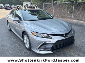 Used 2023 Toyota Camry LE image 1