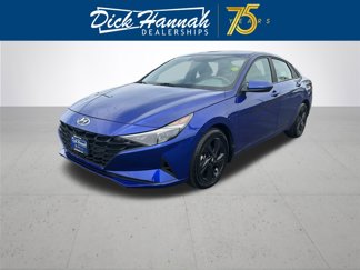 Used 2022 Hyundai Elantra SEL image 1