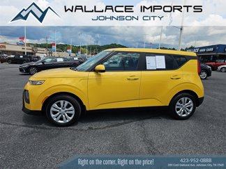 Used 2020 Kia Soul LX image 1