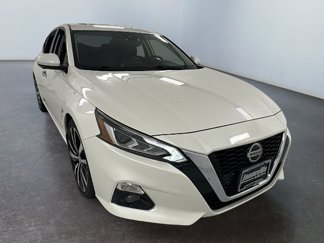 Used 2020 Nissan Altima 2.0 Platinum video 1
