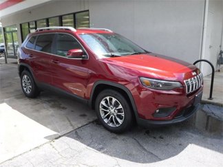 Used 2019 Jeep Cherokee Latitude Plus w/ Cold Weather Group image 1