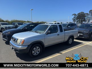 Used 2000 Nissan Frontier XE image 1