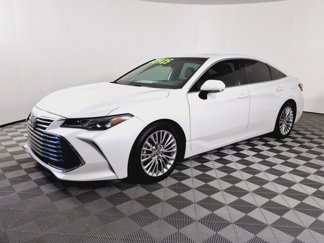 Used 2019 Toyota Avalon image 1