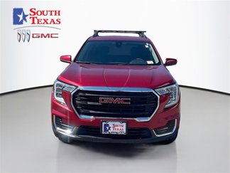 Used 2022 GMC Terrain SLE w/ Driver Convenience Package image 1