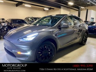 Used 2022 Tesla Model Y Long Range image 1