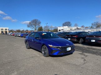 New 2025 Hyundai Elantra Sport image 1