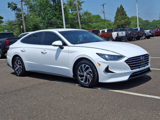 Used 2023 Hyundai Sonata Blue image 1