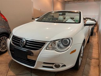 Used 2011 Volkswagen Eos Lux image 1