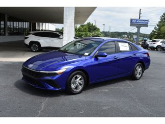 New 2025 Hyundai Elantra SE image 1