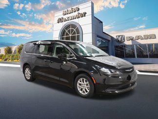 Certified 2023 Chrysler Voyager LX image 1