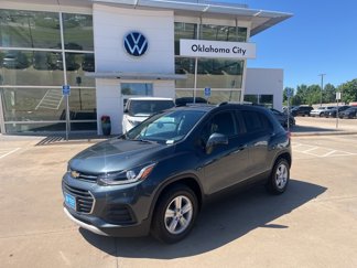 Used 2021 Chevrolet Trax LT image 1