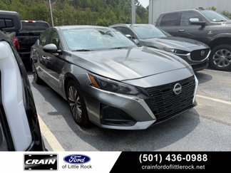 Used 2023 Nissan Altima 2.5 SV image 1