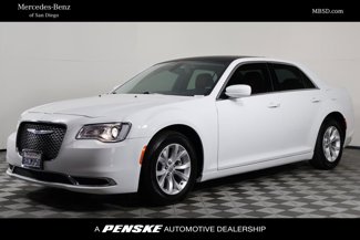 Used 2021 Chrysler 300 Touring image 1