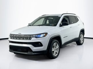 Used 2022 Jeep Compass Latitude image 1
