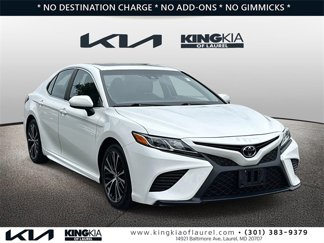 Used 2018 Toyota Camry L image 1