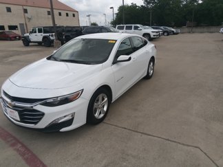 Used 2023 Chevrolet Malibu LT image 1