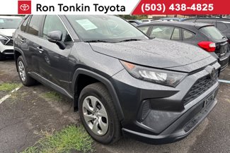 Used 2021 Toyota RAV4 LE image 1