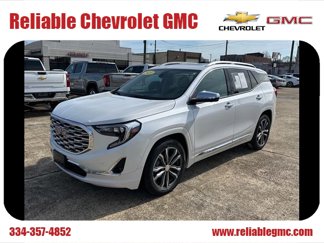 Used 2021 GMC Terrain Denali w/ Denali Premium Package image 1