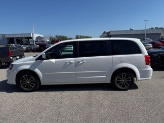 Used 2017 Dodge Grand Caravan GT image 1
