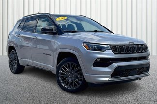 Used 2023 Jeep Compass High Altitude w/ Driver Assist Group I image 1