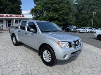 Used 2019 Nissan Frontier SV image 1
