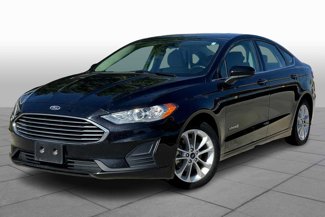 Used 2019 Ford Fusion SE image 1