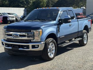 Used 2017 Ford F350 Lariat w/ Tow Technology Bundle image 1