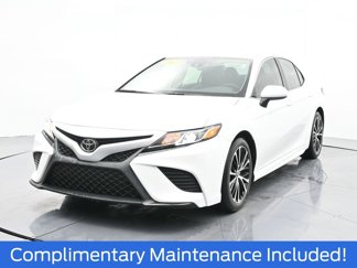 Used 2020 Toyota Camry SE image 1