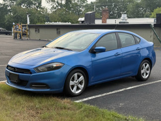 Used 2016 Dodge Dart SXT image 1