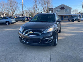 Used 2017 Chevrolet Traverse LT w/ Style and Technology Package image 1