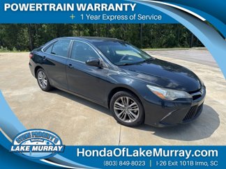 Used 2017 Toyota Camry LE image 1