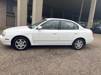 Used 2002 Hyundai Elantra GLS image 1