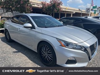 Used 2020 Nissan Altima 2.5 S image 1