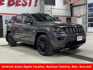 Used 2020 Jeep Grand Cherokee Altitude image 1