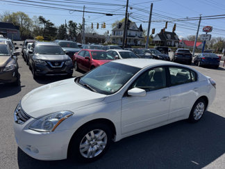 Used 2010 Nissan Altima 2.5 image 1