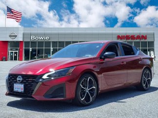 Used 2023 Nissan Altima 2.5 SR image 1